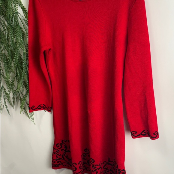 Chic Red and Black Midi Dress - Picture 8 of 12